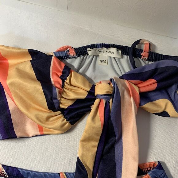 WOMEN'S CHERRY MELLOW PSYCHEDELIC SET OF PANTS AND TOP SIZE SMALL JUVENILE STYLE - Picture 8 of 11